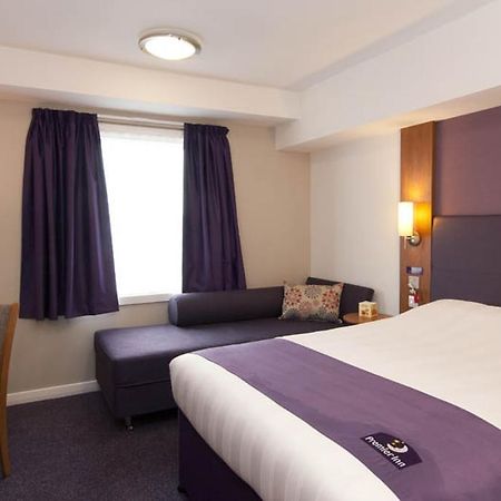Premier Inn 키더민스터 외부 사진