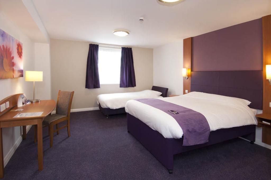 Premier Inn 키더민스터 외부 사진