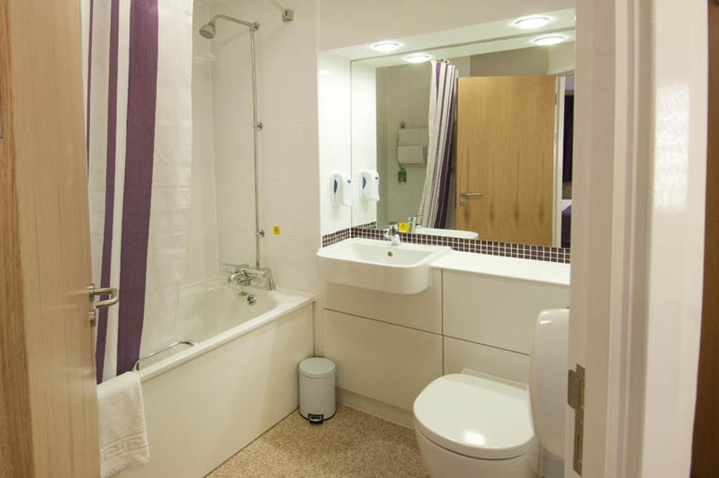 Premier Inn 키더민스터 외부 사진
