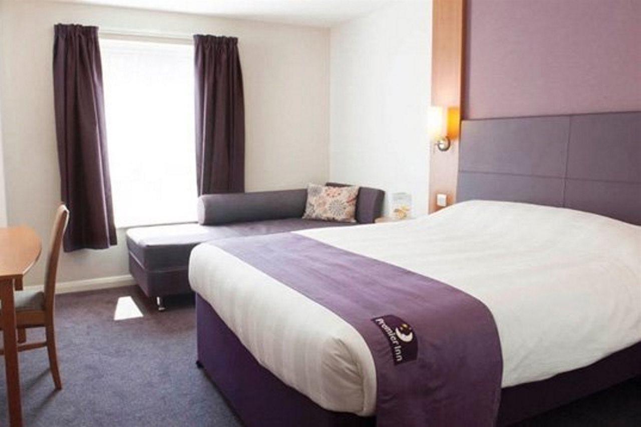Premier Inn 키더민스터 외부 사진