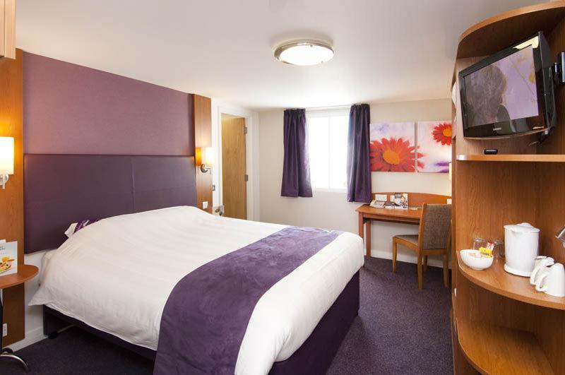 Premier Inn 키더민스터 외부 사진